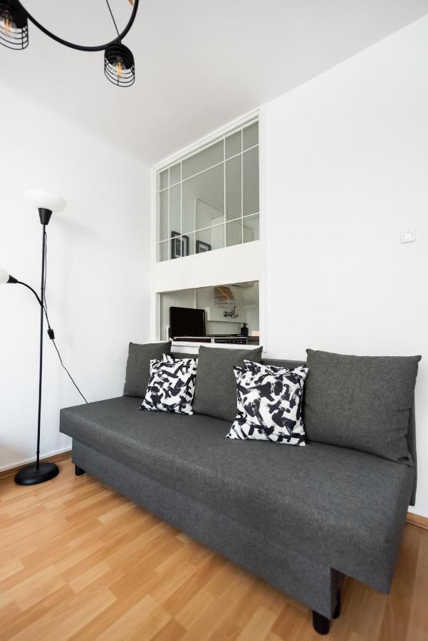 Graniczna Standard Apartment Warsaw Exterior photo