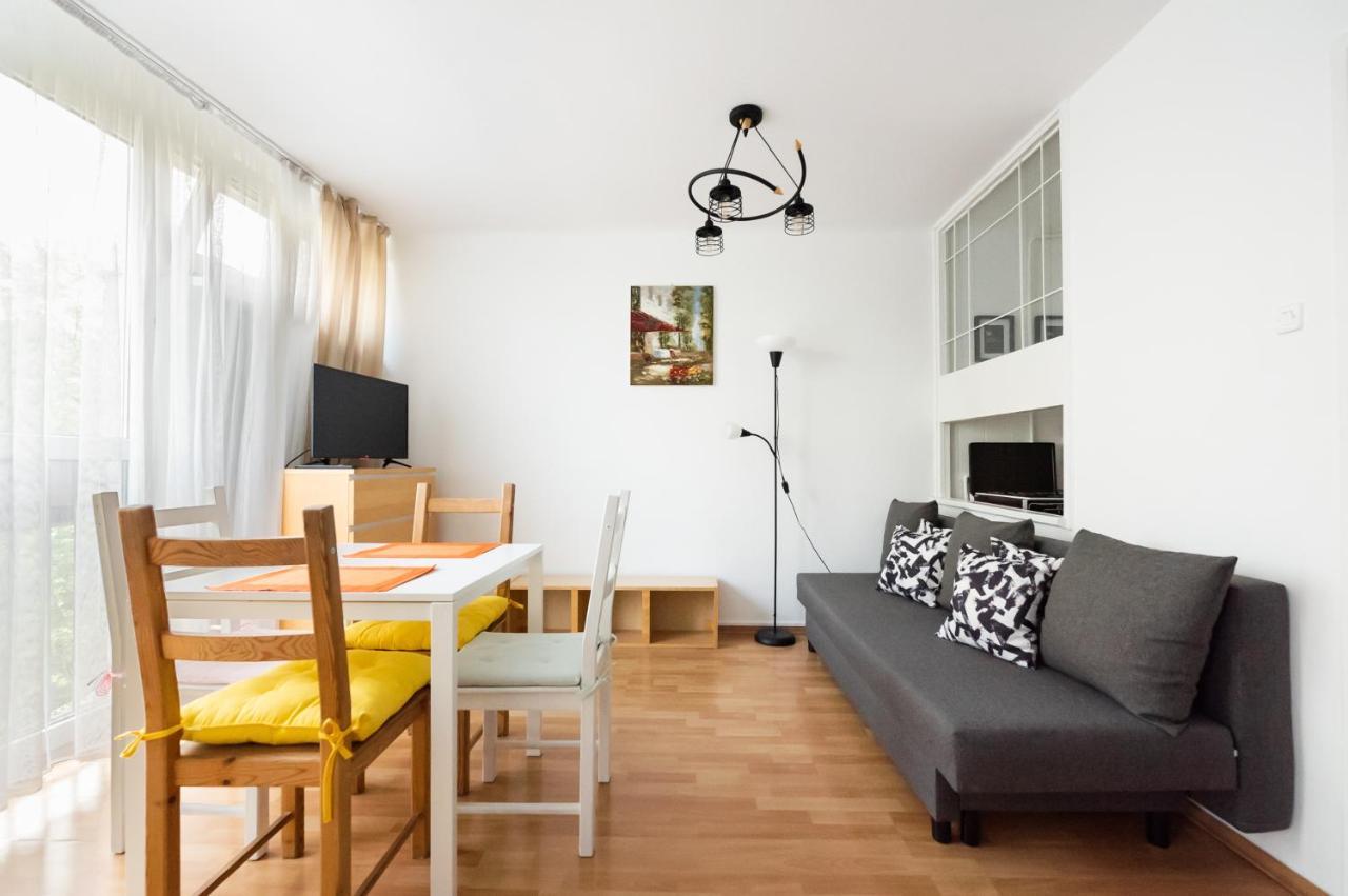 Graniczna Standard Apartment Warsaw Exterior photo